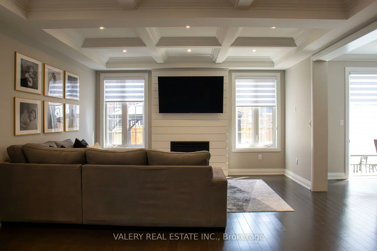 41, Chorus, Kleinburg, Vaughan