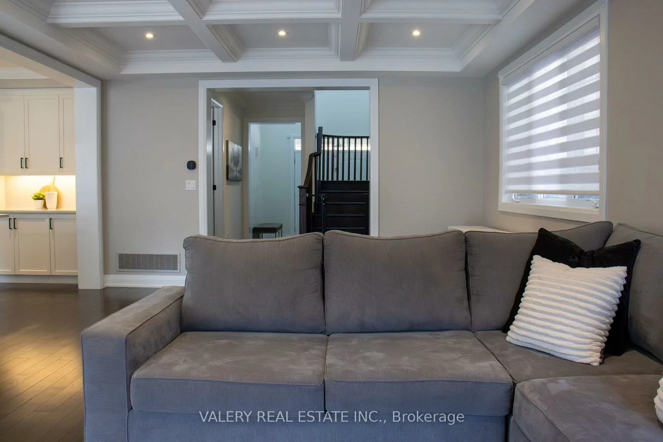 41, Chorus, Kleinburg, Vaughan