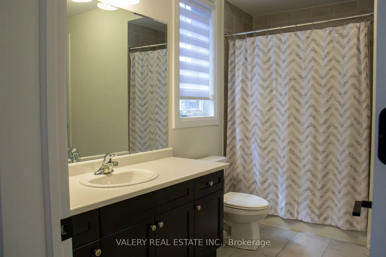 41, Chorus, Kleinburg, Vaughan