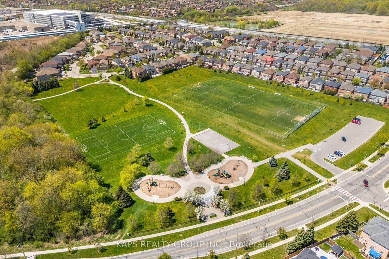 98, Forest Run, Patterson, Vaughan