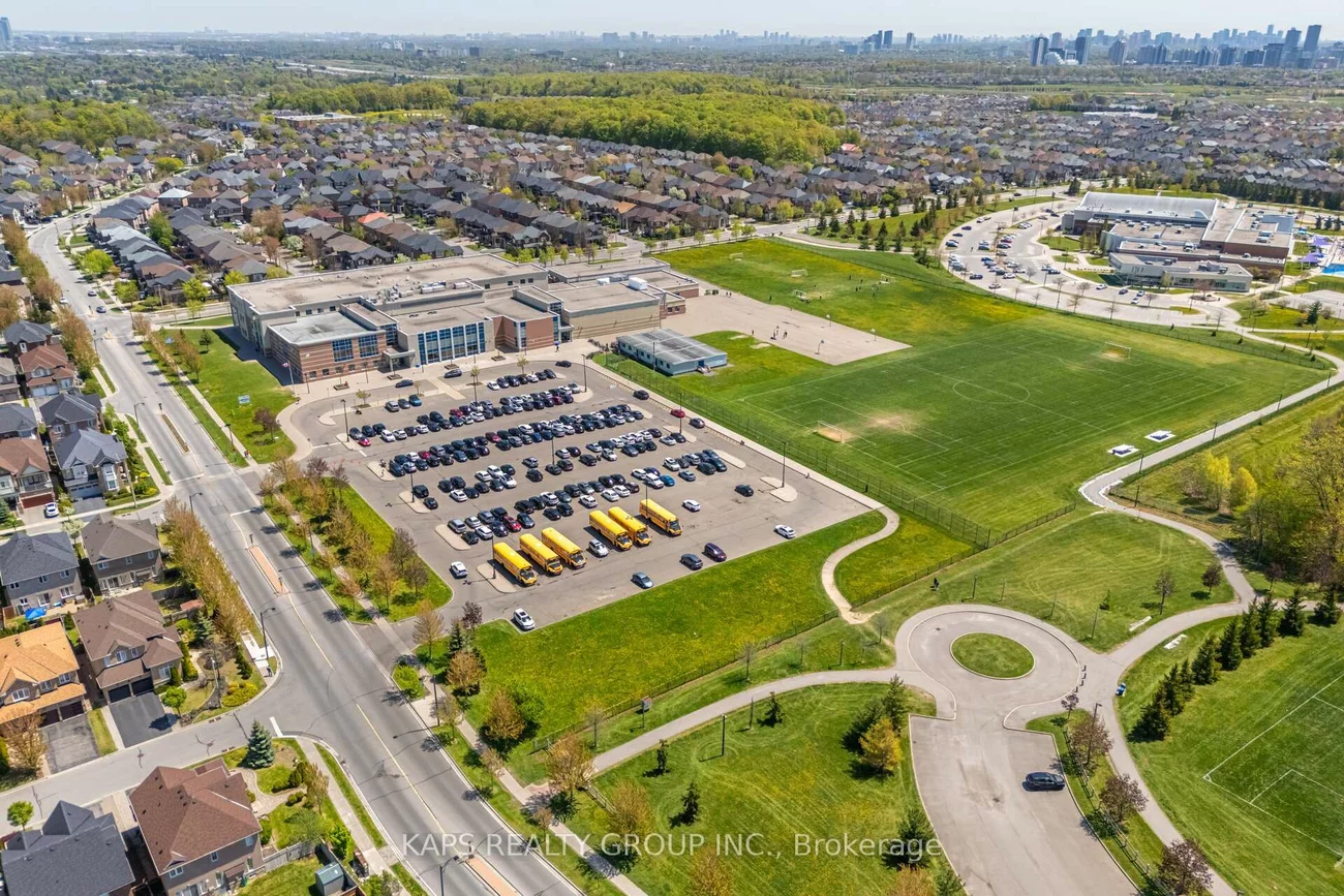 98, Forest Run, Patterson, Vaughan