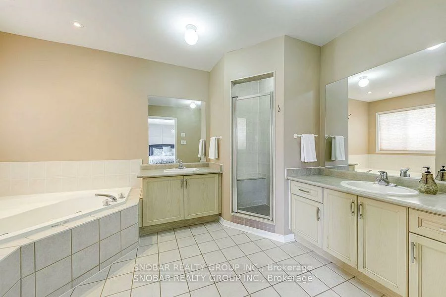 62, Bunting, Vellore Village, Vaughan