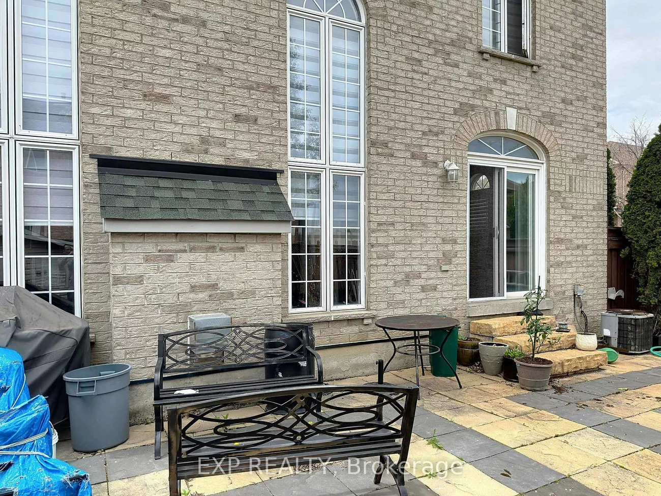 129, Ledgerock, Vellore Village, Vaughan