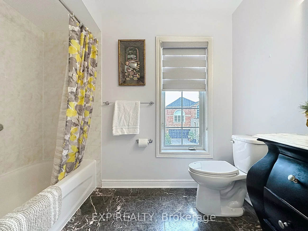 129, Ledgerock, Vellore Village, Vaughan
