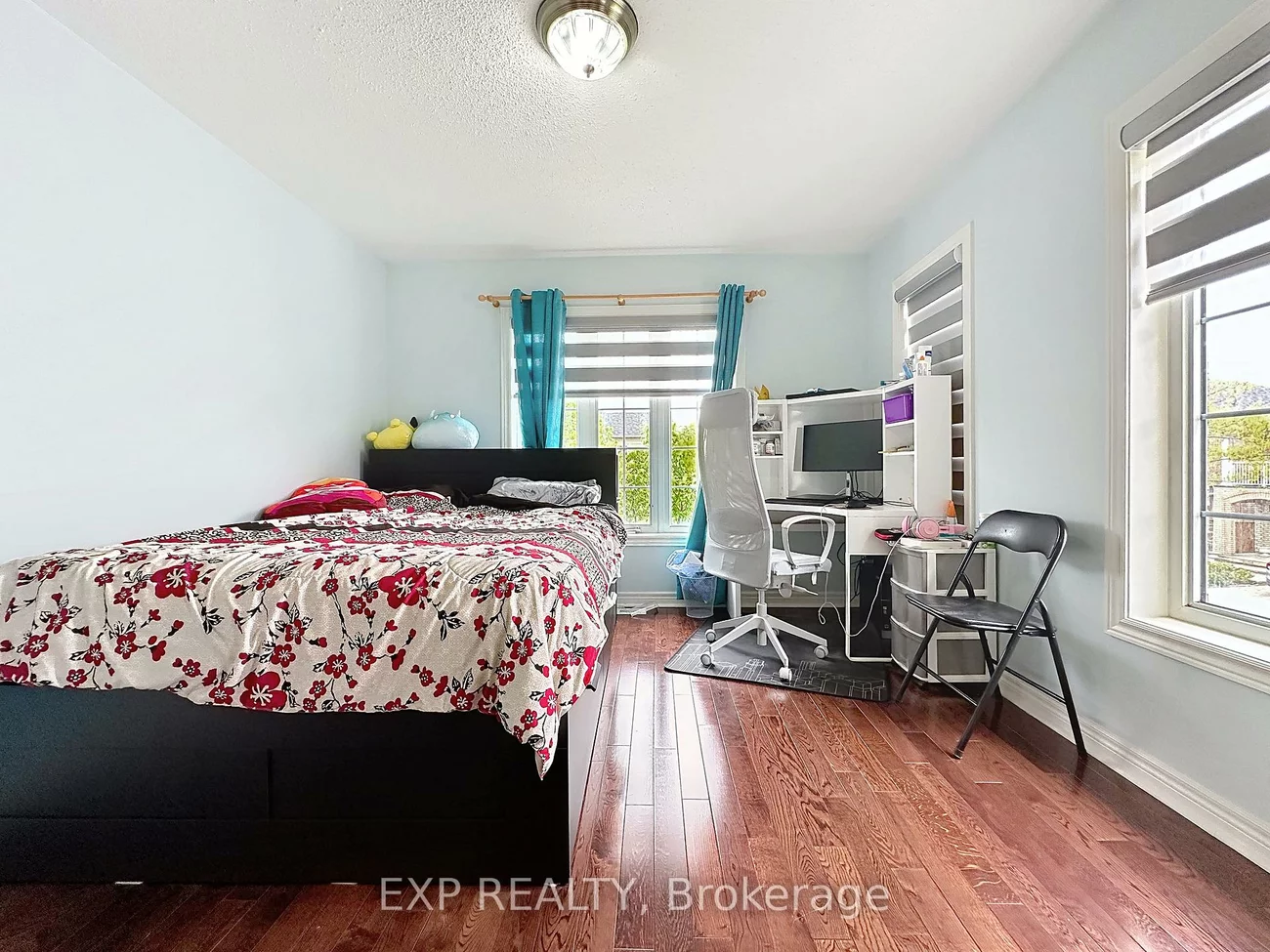 129, Ledgerock, Vellore Village, Vaughan