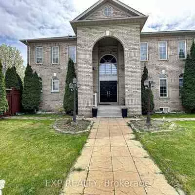 129, Ledgerock, Vellore Village, Vaughan