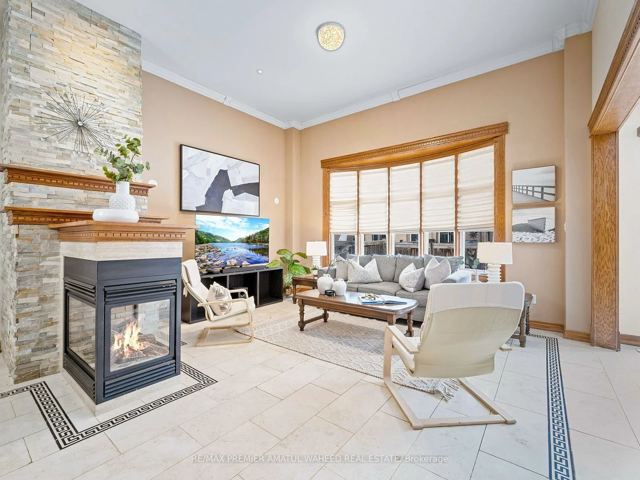 96, Wardlaw, Vellore Village, Vaughan