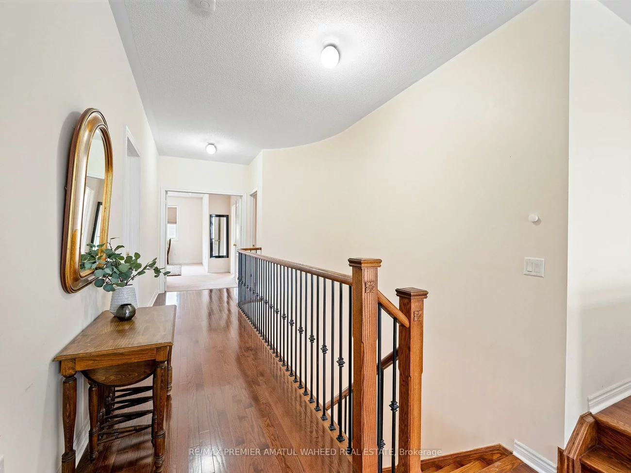 96, Wardlaw, Vellore Village, Vaughan