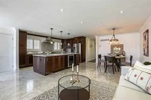 17, Agincourt, West Woodbridge, Vaughan
