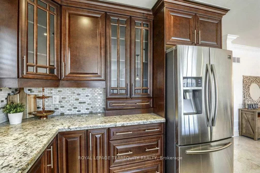 17, Agincourt, West Woodbridge, Vaughan