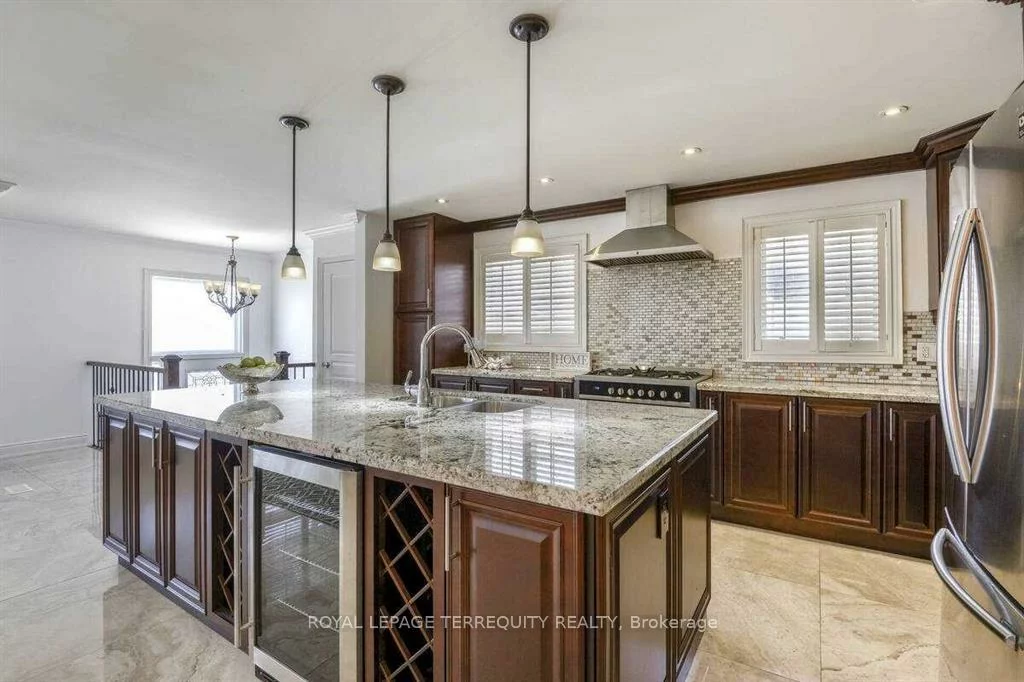 17, Agincourt, West Woodbridge, Vaughan