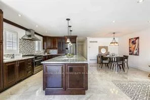 17, Agincourt, West Woodbridge, Vaughan
