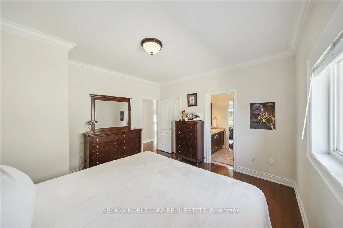 27, Gorman, Vellore Village, Vaughan