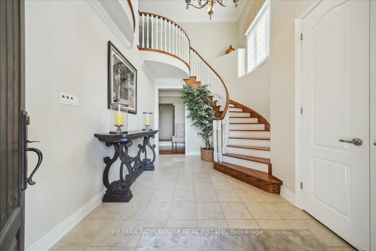 27, Gorman, Vellore Village, Vaughan