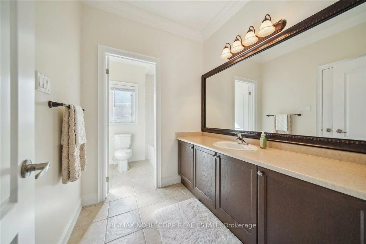 27, Gorman, Vellore Village, Vaughan