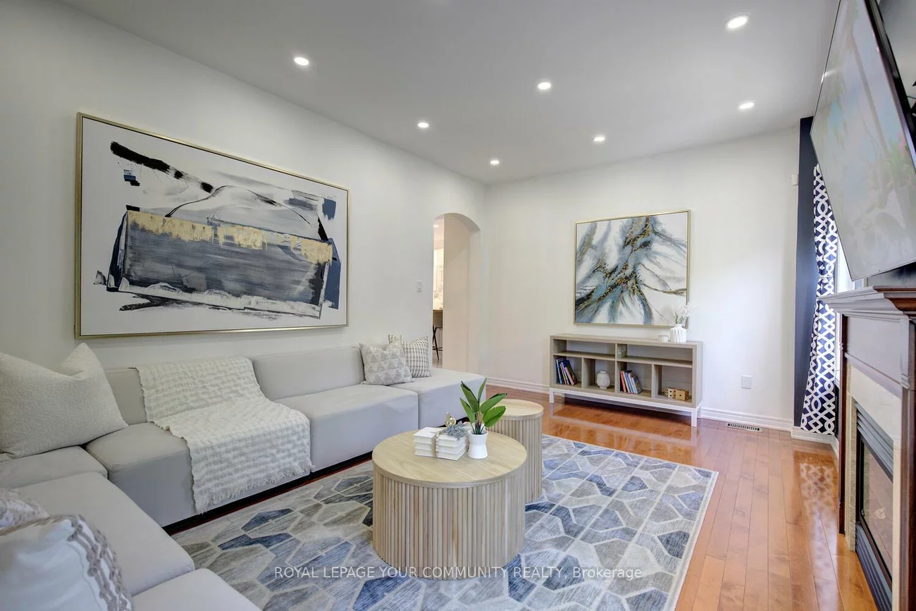 127, Golden Forest, Patterson, Vaughan