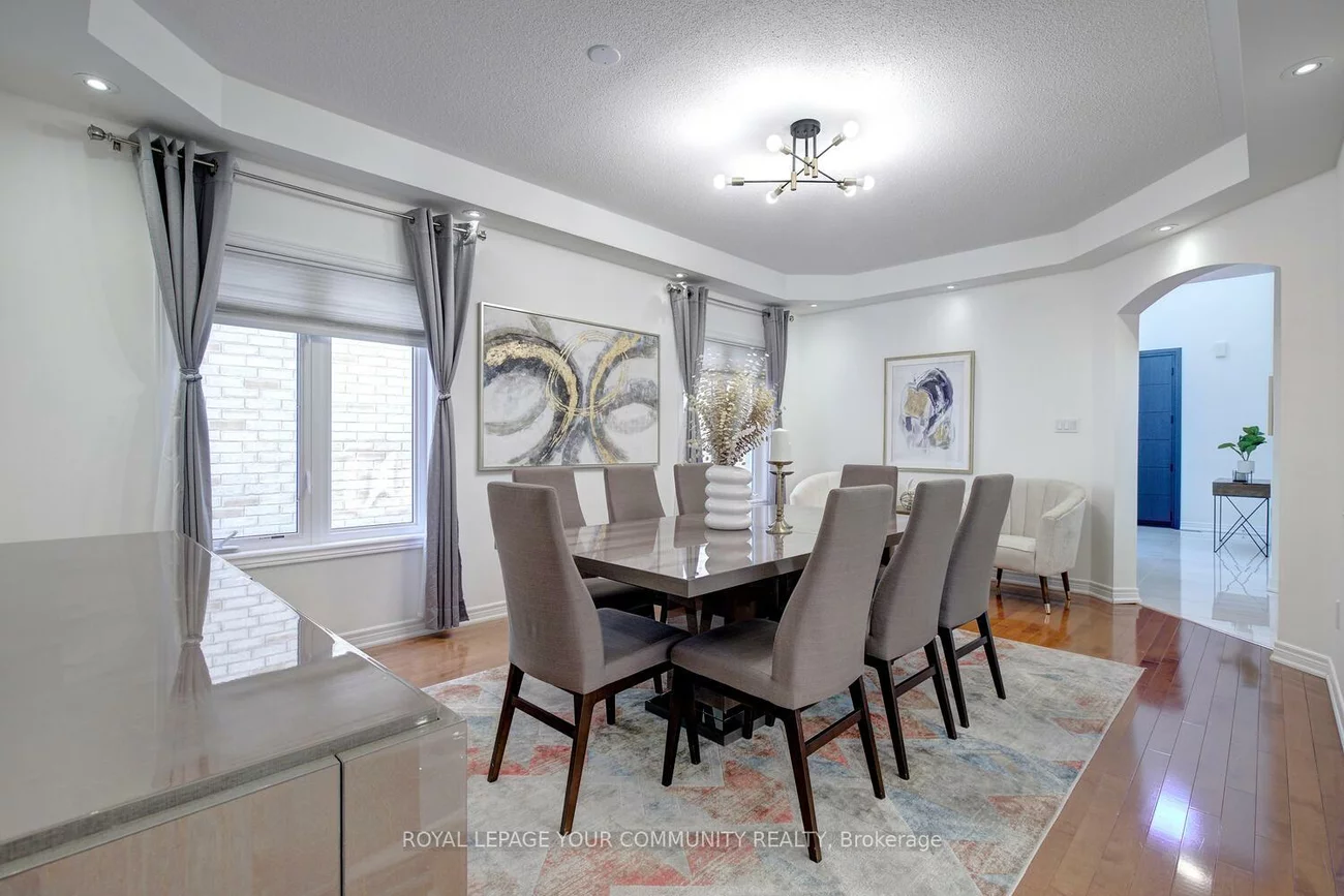 127, Golden Forest, Patterson, Vaughan