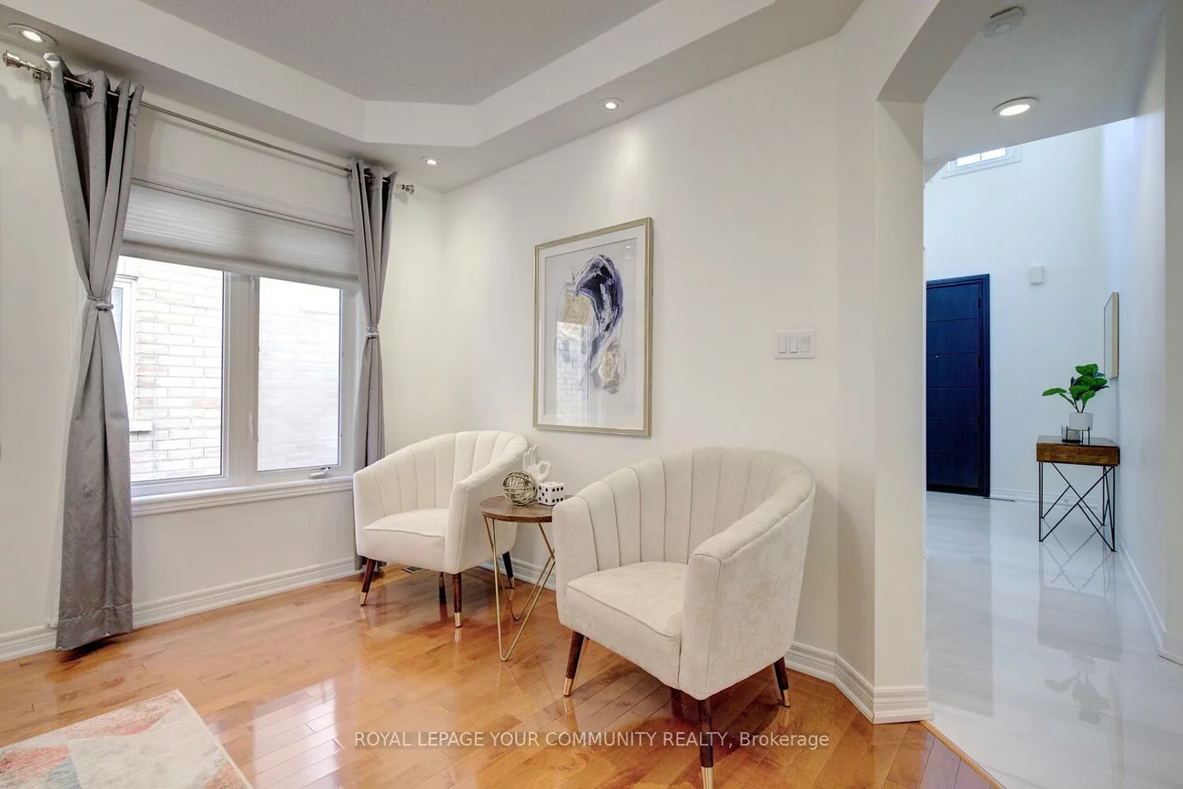 127, Golden Forest, Patterson, Vaughan