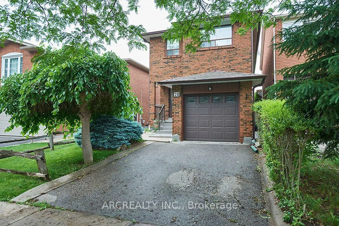 28, Oakmount, Glen Shields, Vaughan