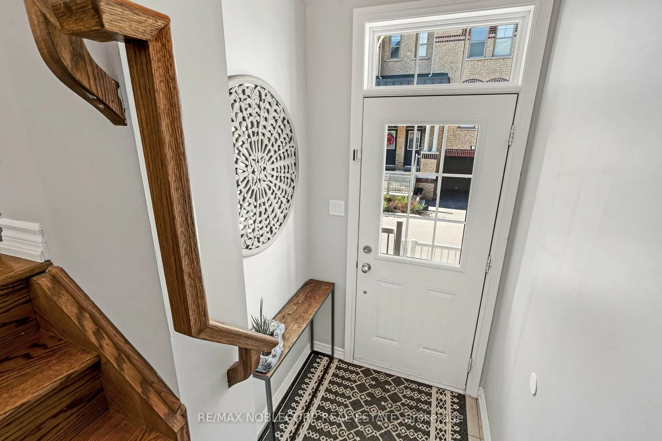 10, Porter, West Woodbridge, Vaughan