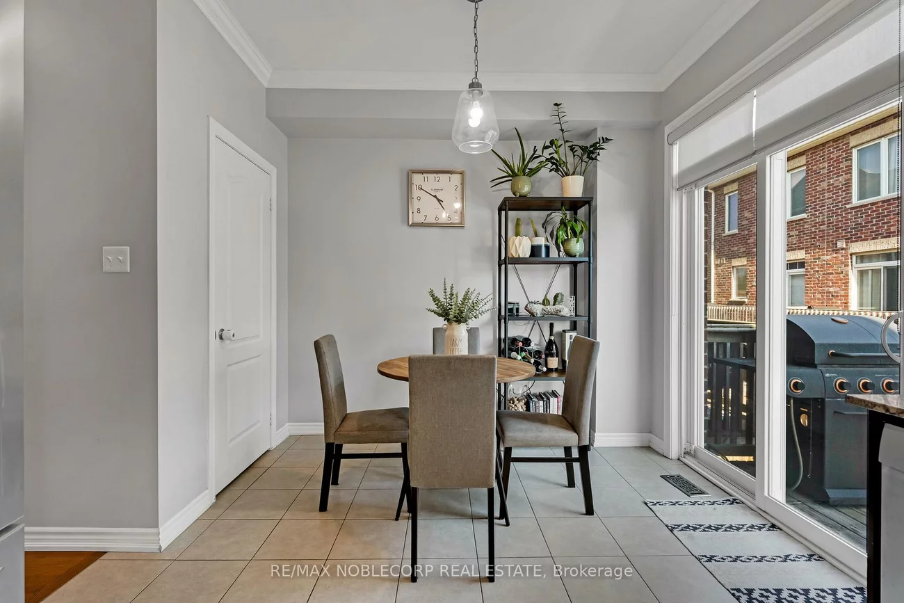 10, Porter, West Woodbridge, Vaughan