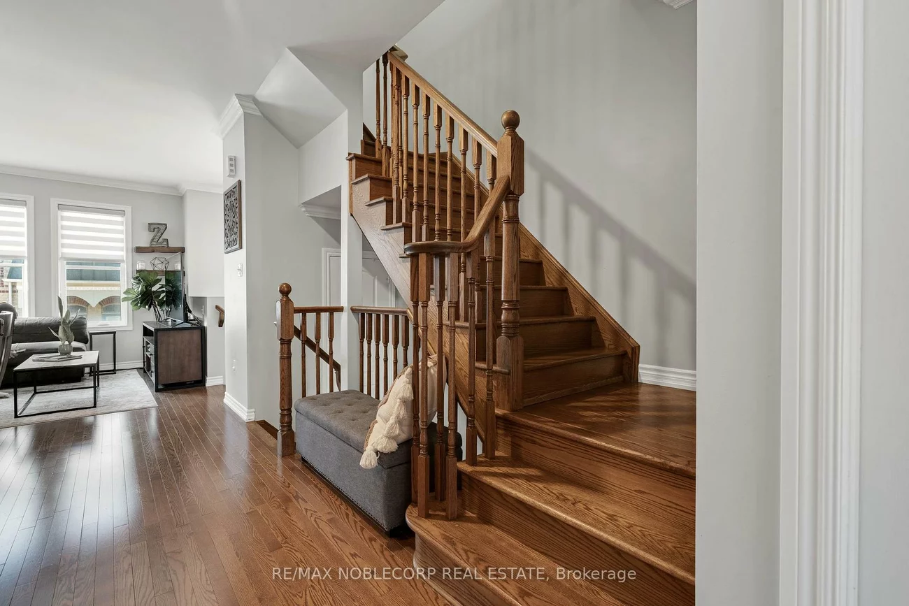 10, Porter, West Woodbridge, Vaughan