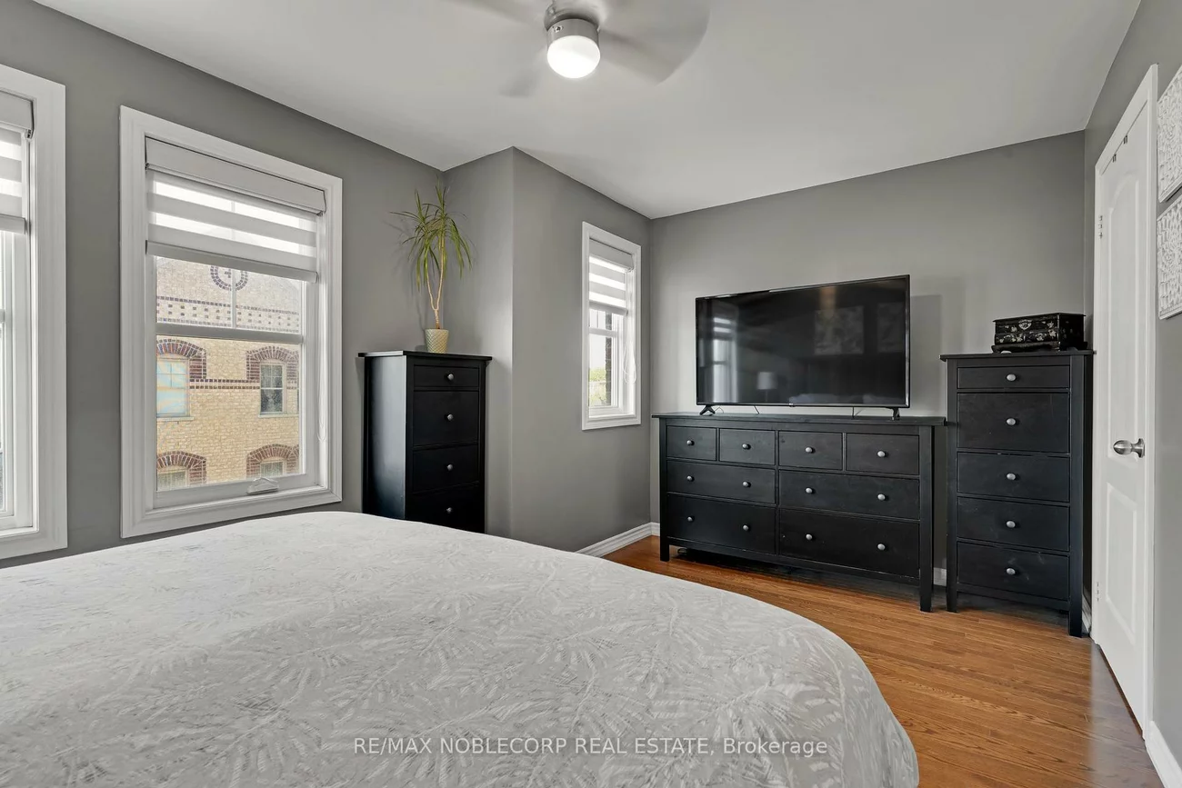 10, Porter, West Woodbridge, Vaughan