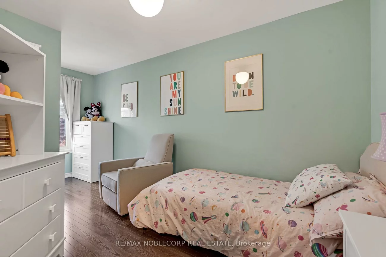 10, Porter, West Woodbridge, Vaughan