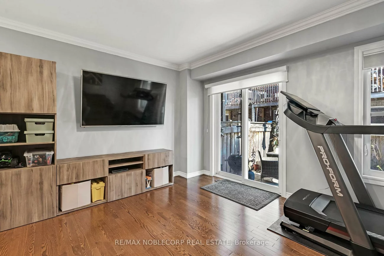 10, Porter, West Woodbridge, Vaughan