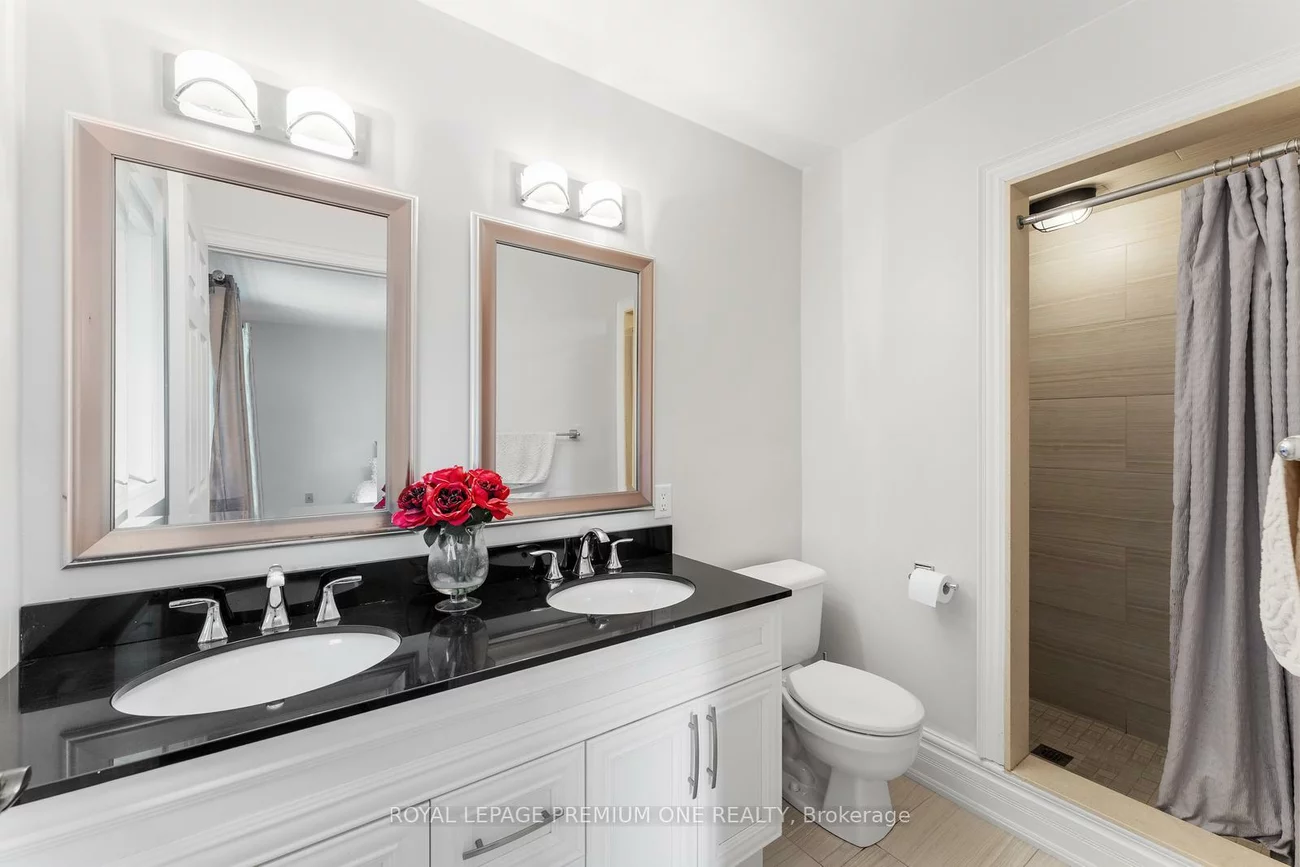 2, Angel View, Maple, Vaughan
