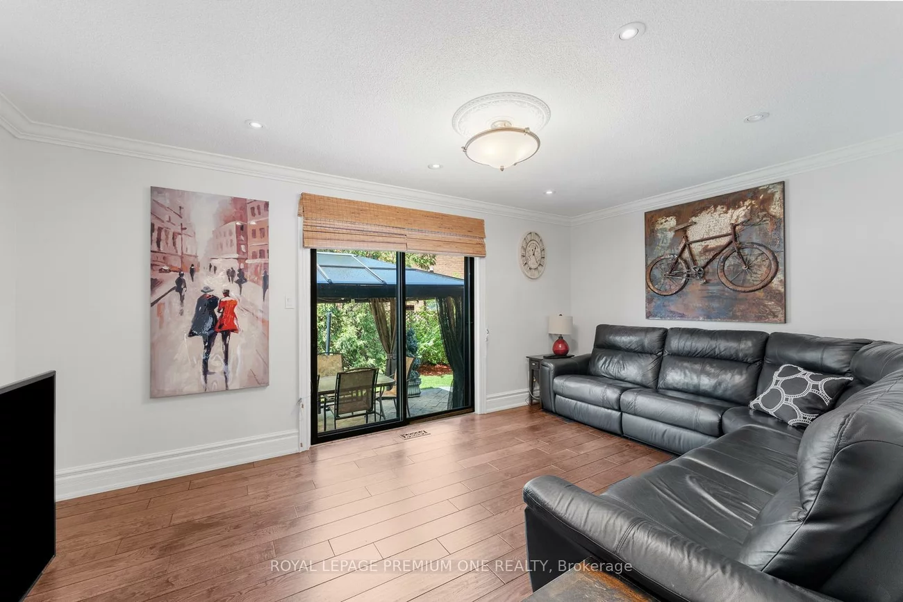 2, Angel View, Maple, Vaughan