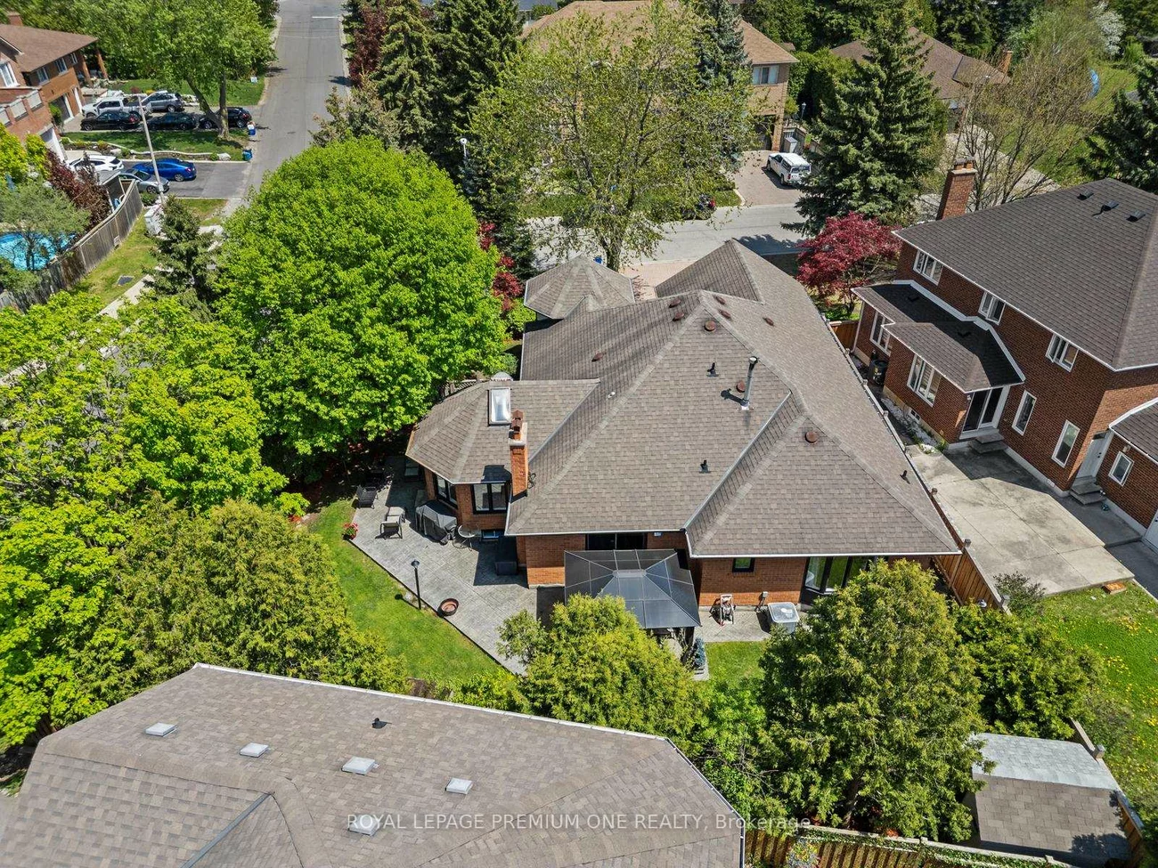 2, Angel View, Maple, Vaughan