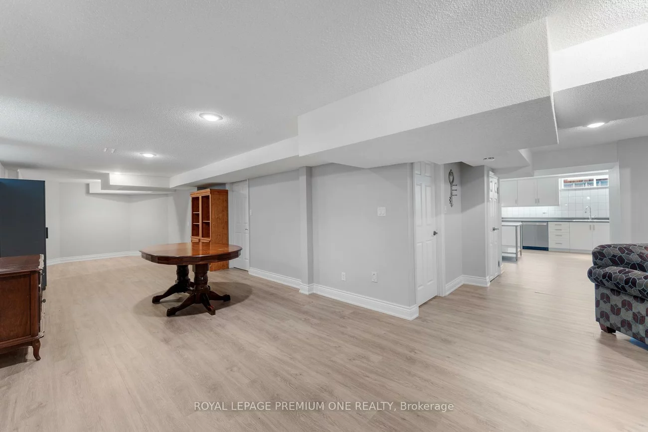 2, Angel View, Maple, Vaughan