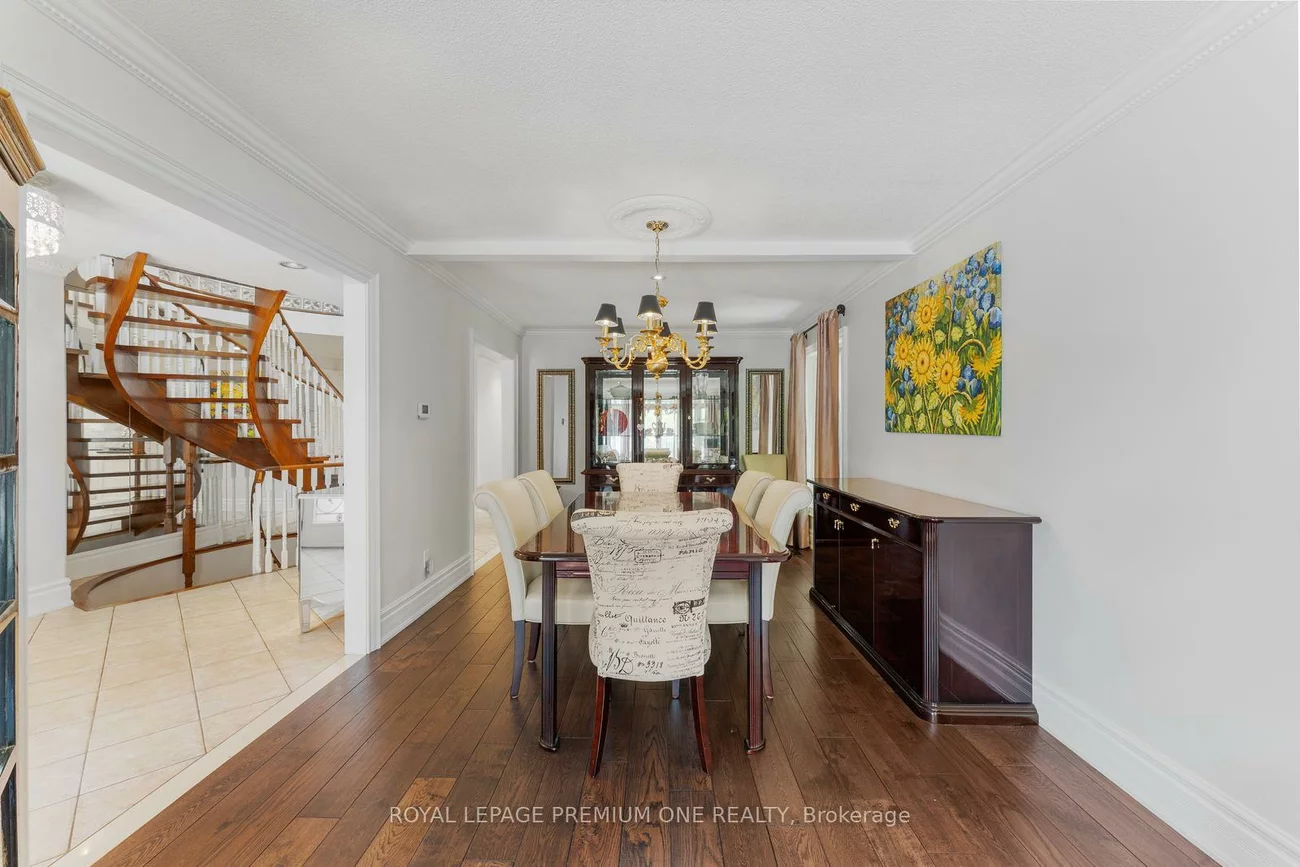 2, Angel View, Maple, Vaughan