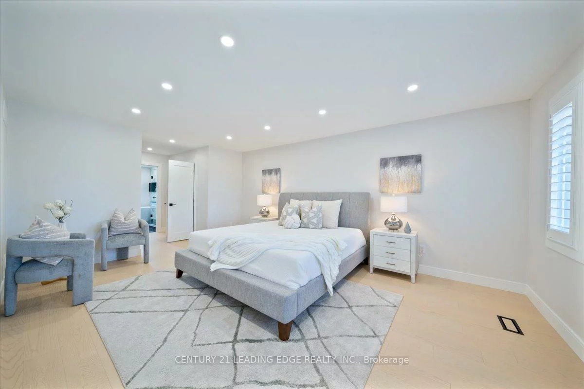 157, Jeanne, East Woodbridge, Vaughan