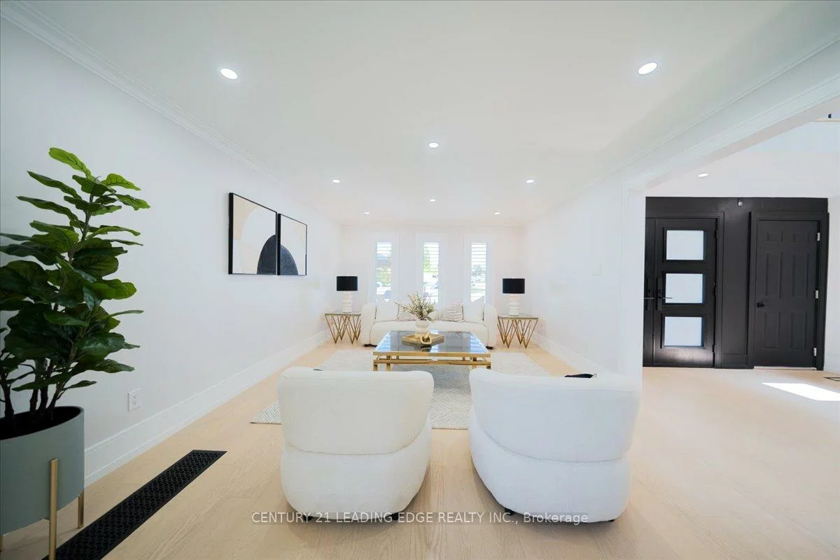 157, Jeanne, East Woodbridge, Vaughan