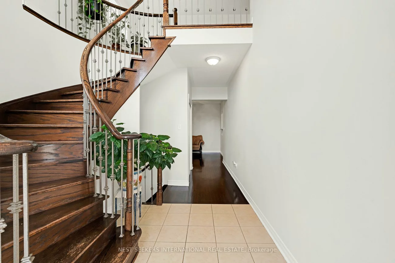 380, Vellore Park, Vellore Village, Vaughan