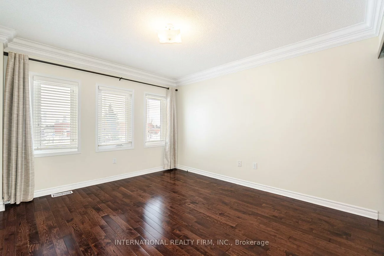 42, Matthew, East Woodbridge, Vaughan