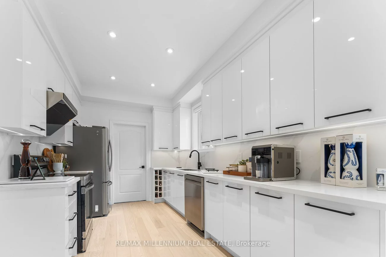 48, Thicket, Vellore Village, Vaughan