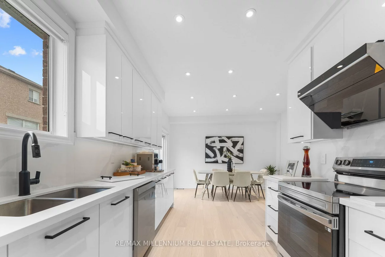 48, Thicket, Vellore Village, Vaughan