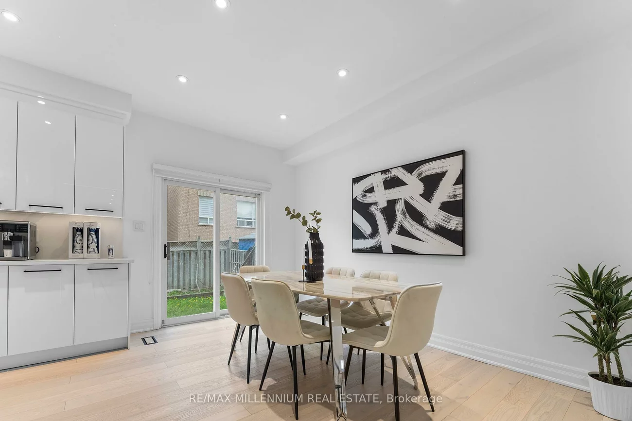 48, Thicket, Vellore Village, Vaughan