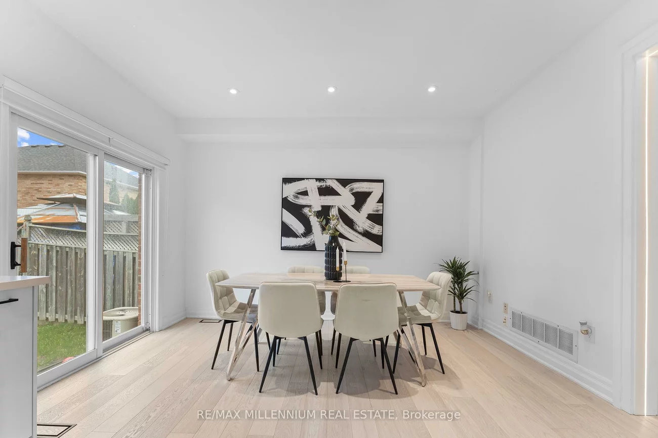 48, Thicket, Vellore Village, Vaughan