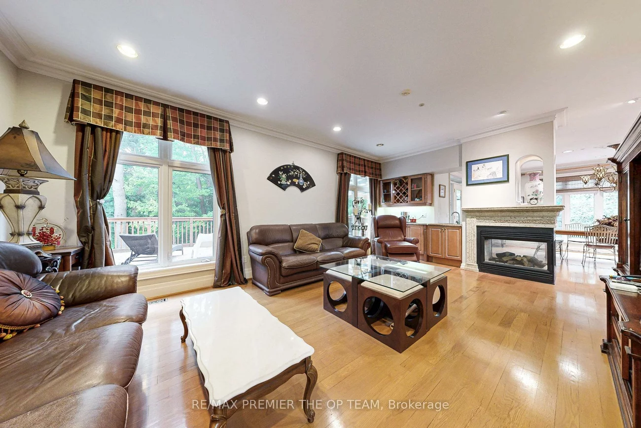 86, Muzich, East Woodbridge, Vaughan
