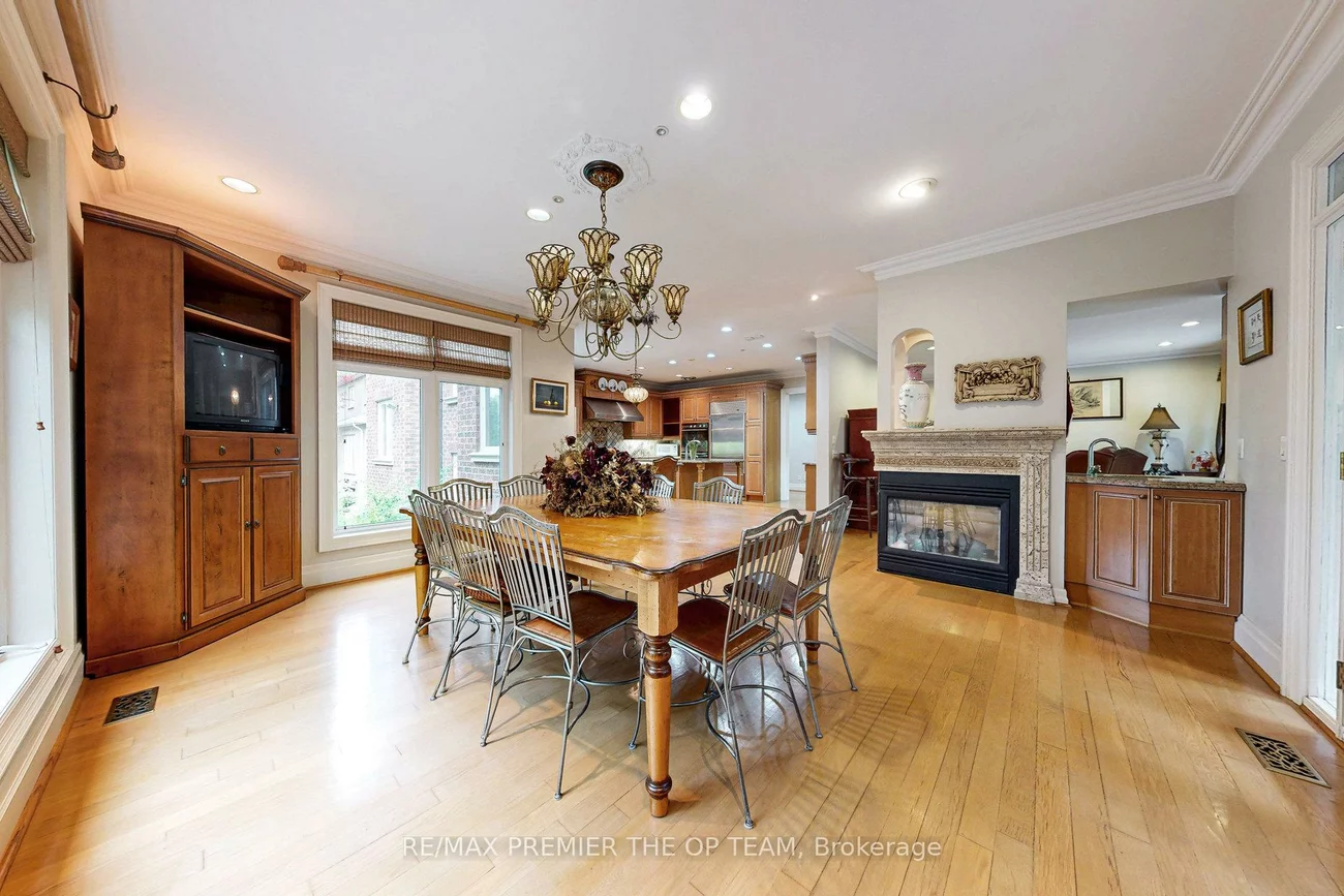 86, Muzich, East Woodbridge, Vaughan