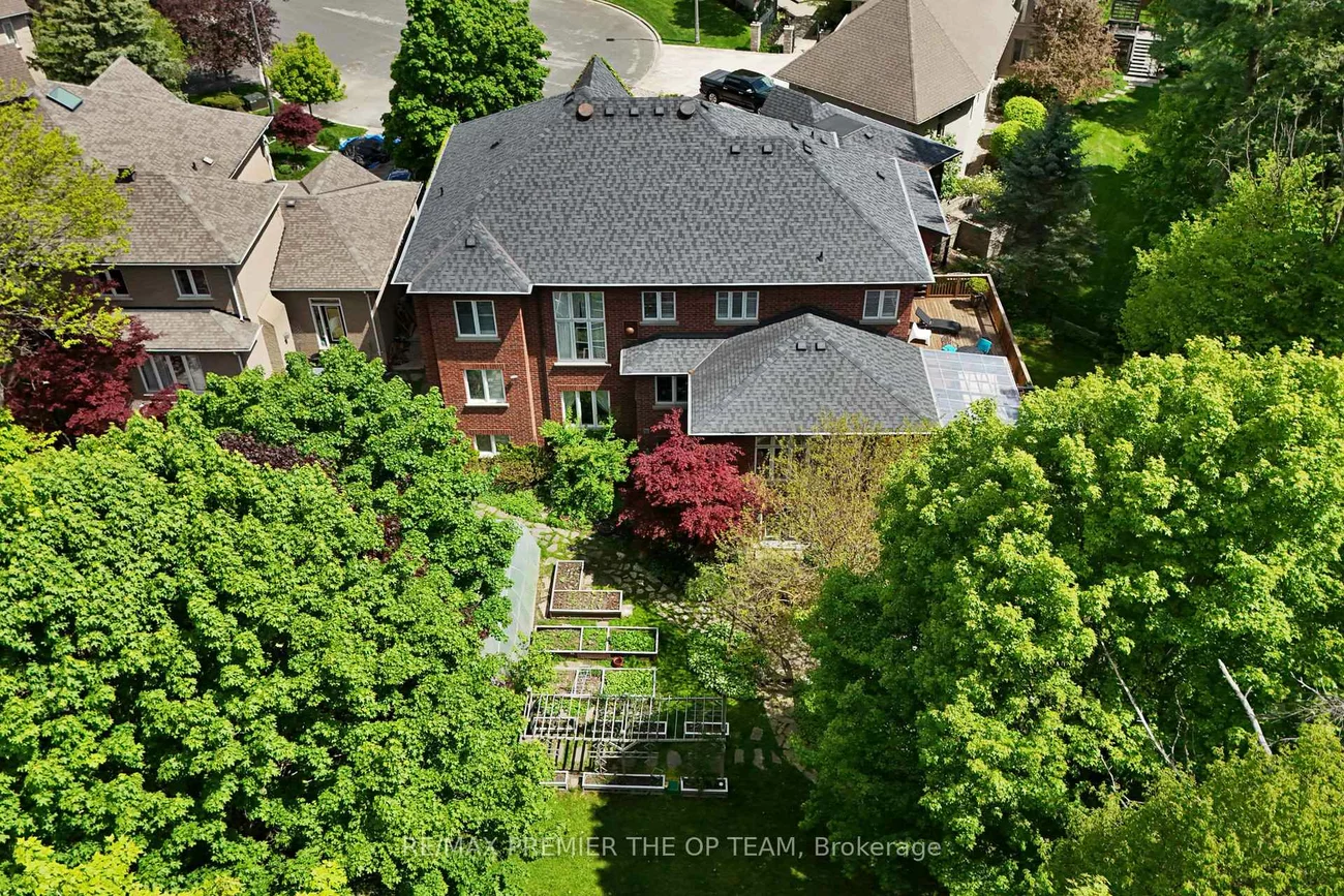 86, Muzich, East Woodbridge, Vaughan