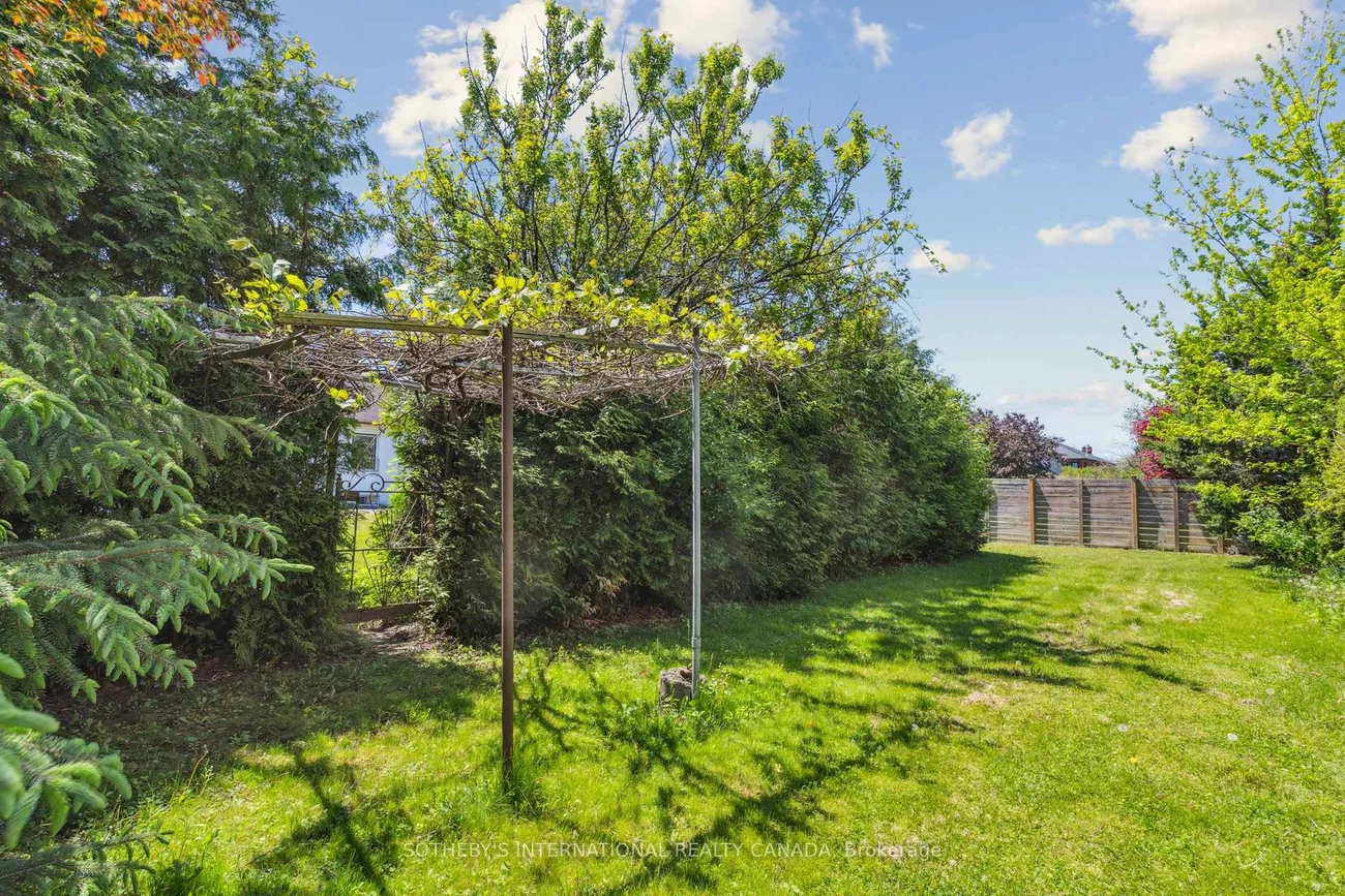 104, Crestwood, Crestwood-Springfarm-Yorkhill, Vaughan