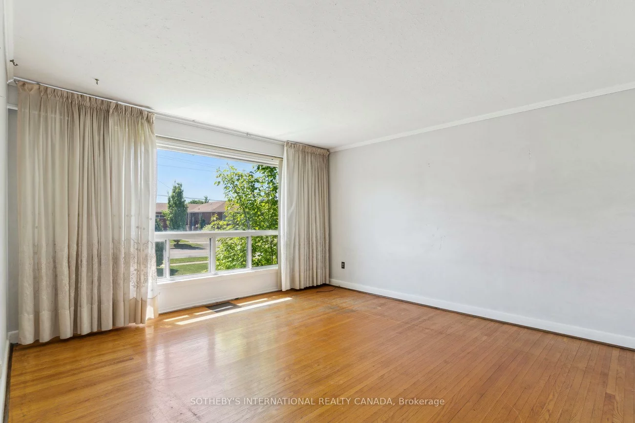 104, Crestwood, Crestwood-Springfarm-Yorkhill, Vaughan