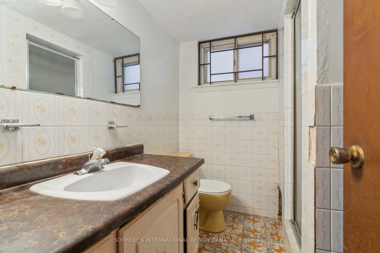 104, Crestwood, Crestwood-Springfarm-Yorkhill, Vaughan
