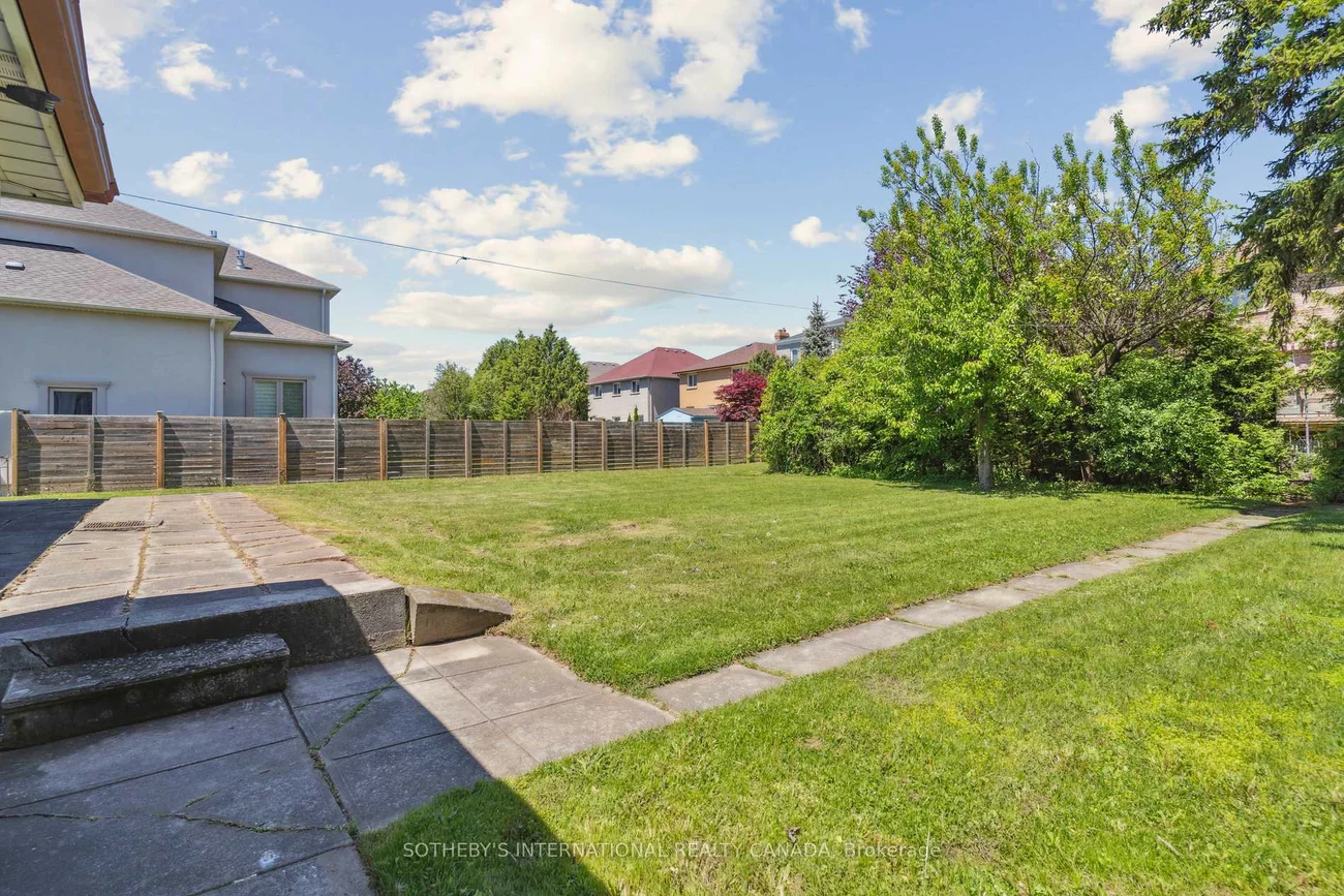 104, Crestwood, Crestwood-Springfarm-Yorkhill, Vaughan