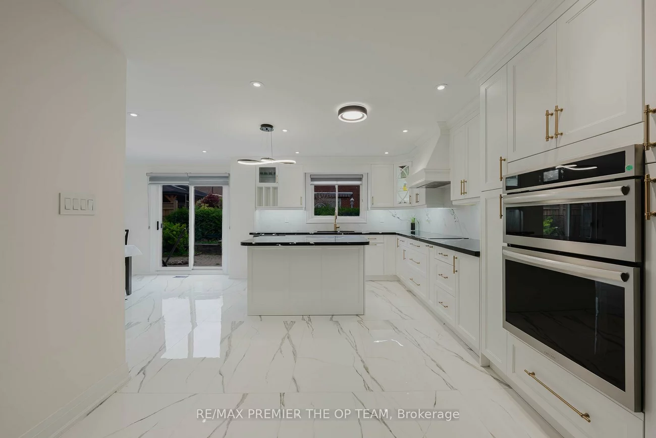 99, Benjamin, East Woodbridge, Vaughan
